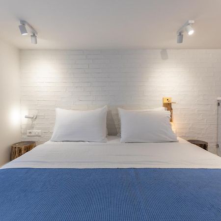 Elpis Guest House ฮีมาเรอ ภายนอก รูปภาพ
