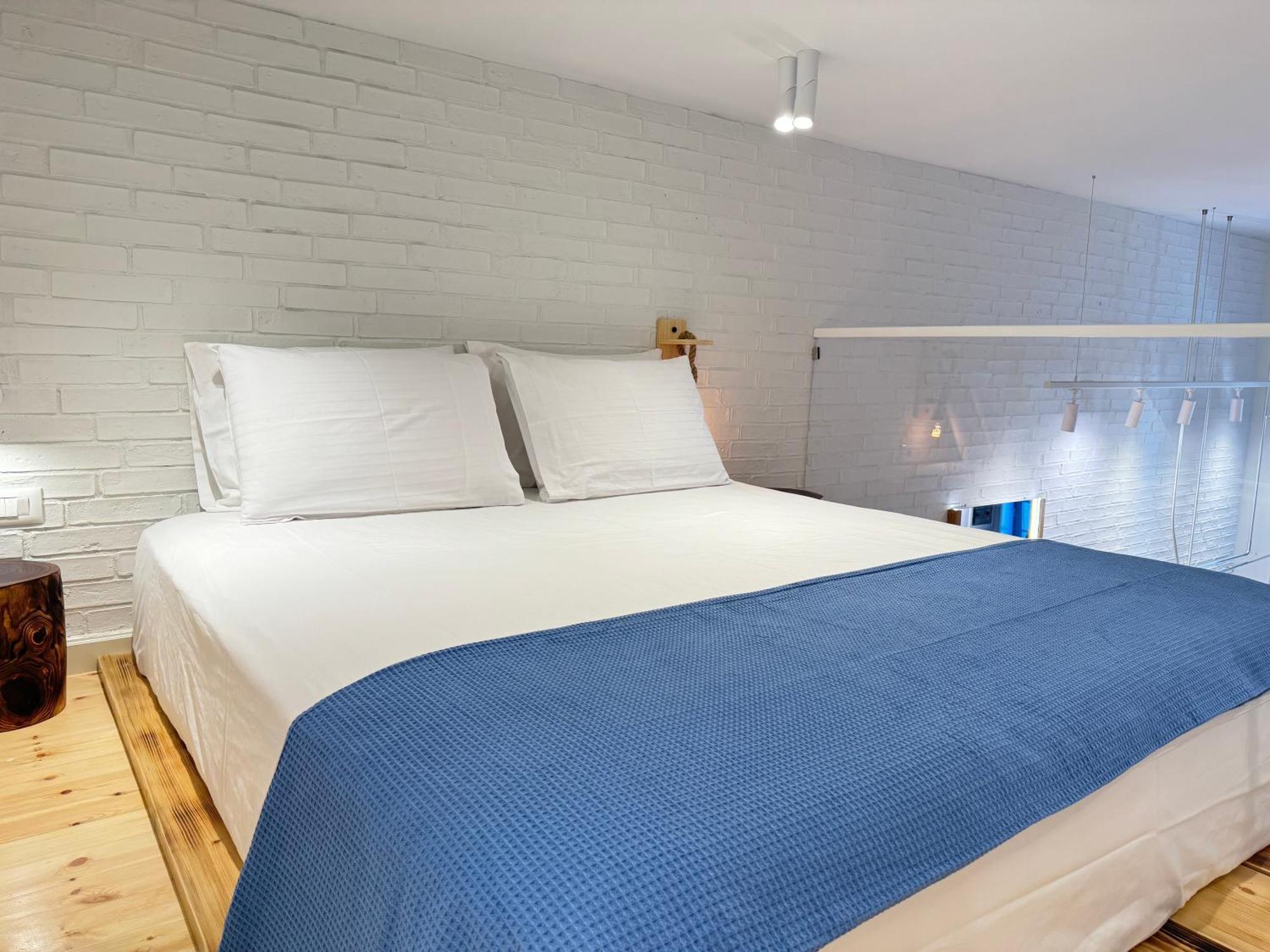 Elpis Guest House ฮีมาเรอ ภายนอก รูปภาพ