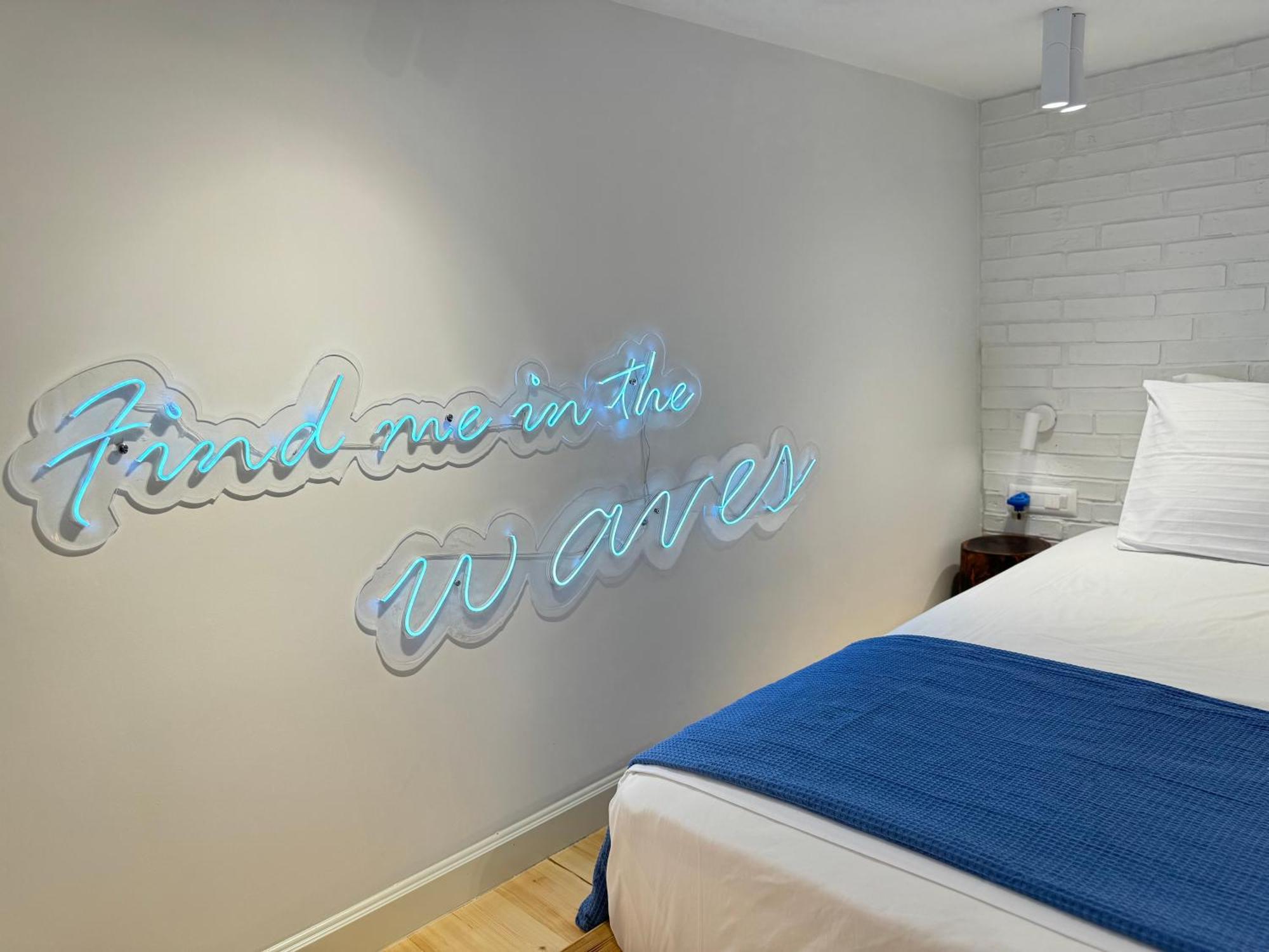 Elpis Guest House ฮีมาเรอ ภายนอก รูปภาพ