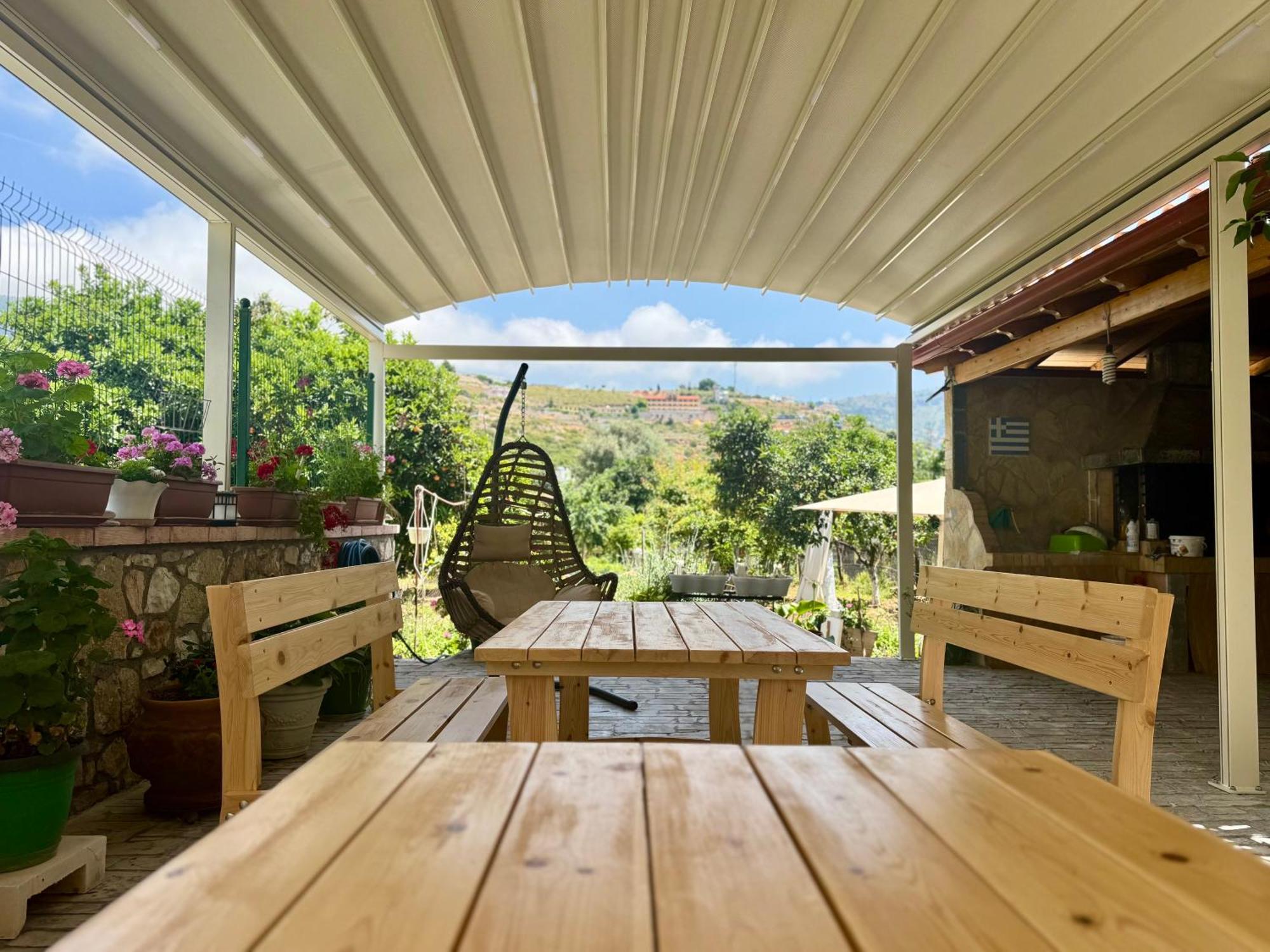 Elpis Guest House ฮีมาเรอ ภายนอก รูปภาพ