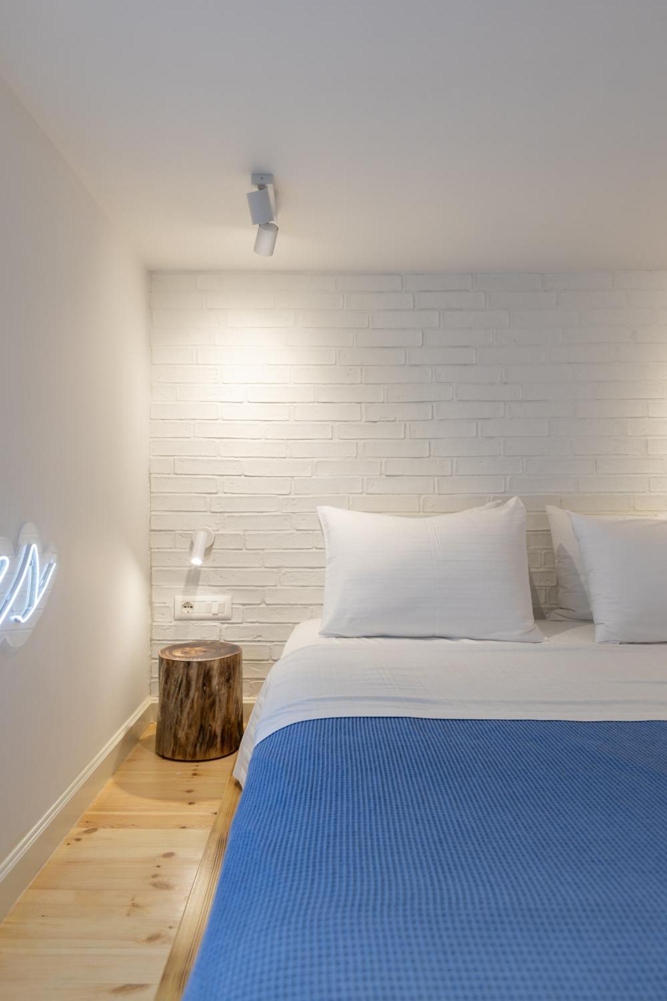 Elpis Guest House ฮีมาเรอ ภายนอก รูปภาพ