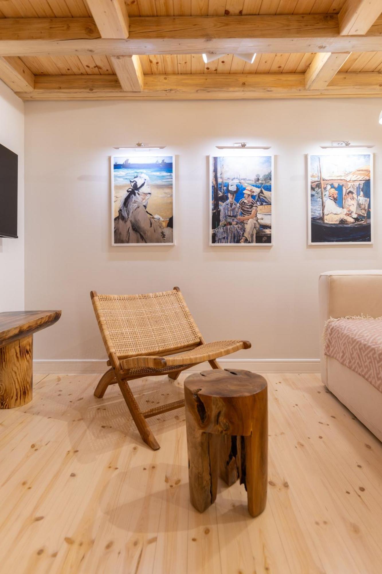 Elpis Guest House ฮีมาเรอ ภายนอก รูปภาพ